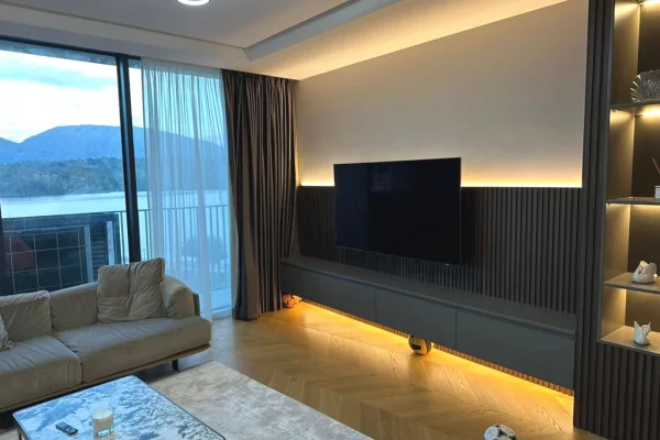 Appartamento in vendita a Tirana 2+1, Arredato