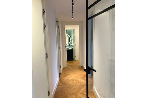 Appartamento in vendita a Tirana 2+1, Arredato