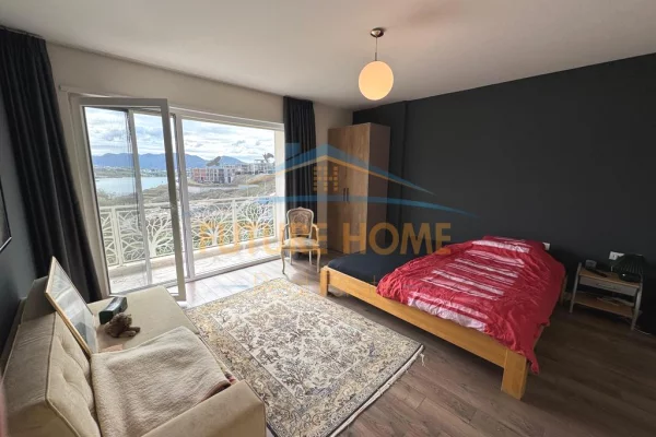 Villa di lusso in vendita a Tirana 4+1, Arredato