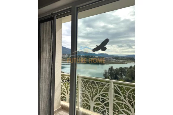 Villa di lusso in vendita a Tirana 4+1, Arredato