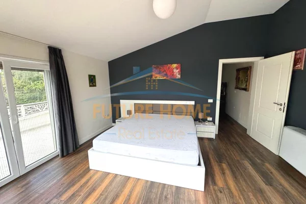 Villa di lusso in vendita a Tirana 4+1, Arredato