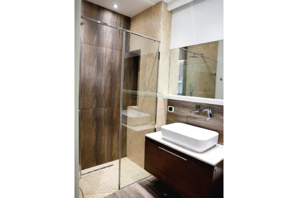 Appartamento in vendita a Tirana 2+1, Arredato