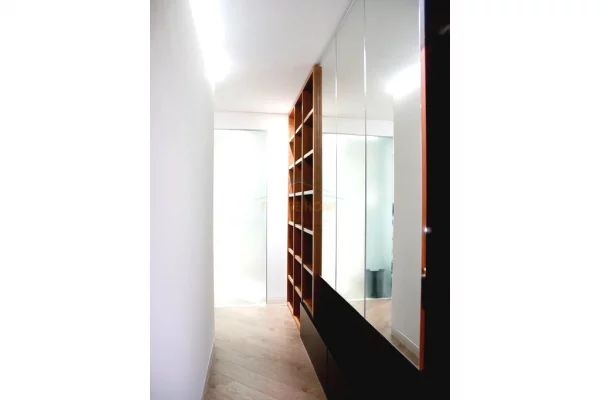 Appartamento in vendita a Tirana 2+1, Arredato