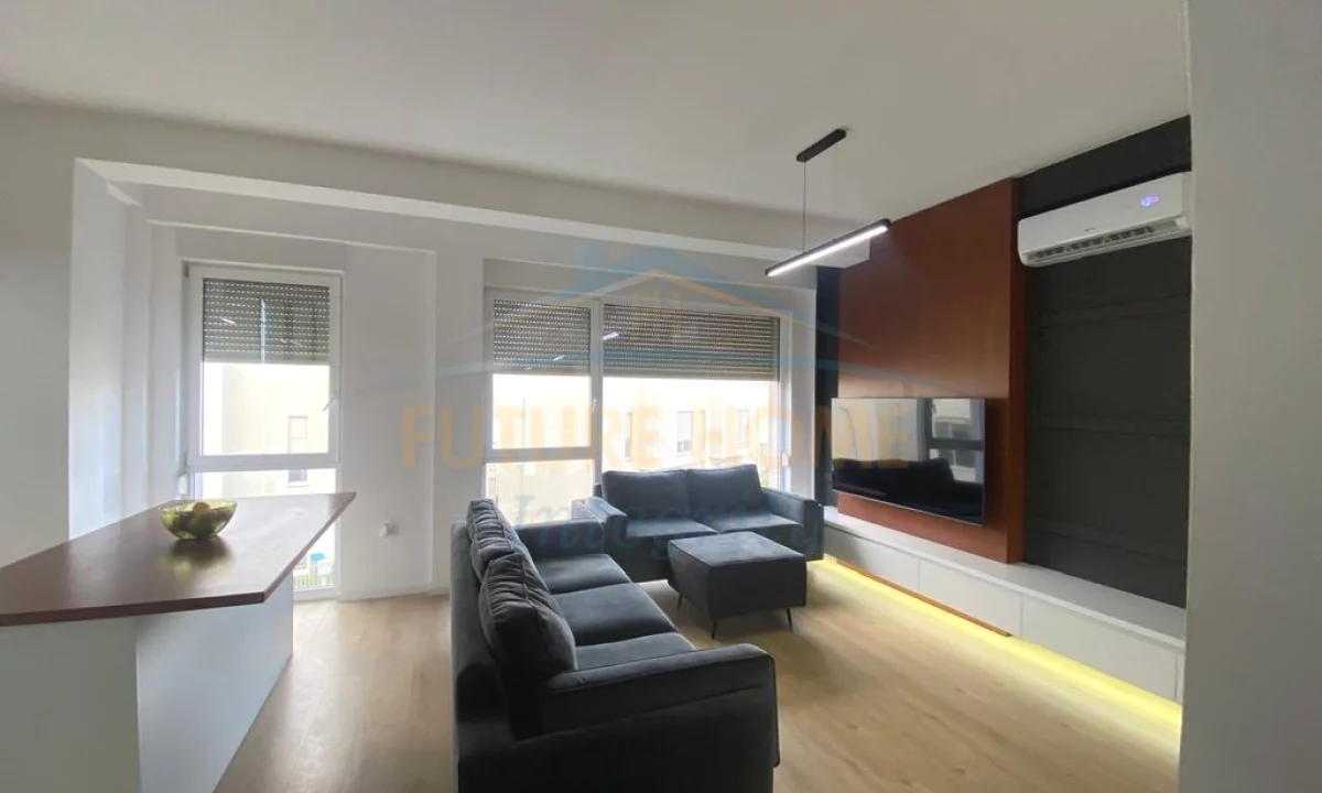 Villa di lusso in vendita a Tirana 3+1, Arredato