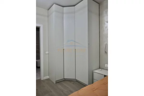 Appartamento in vendita a Tirana 2+1, Arredato