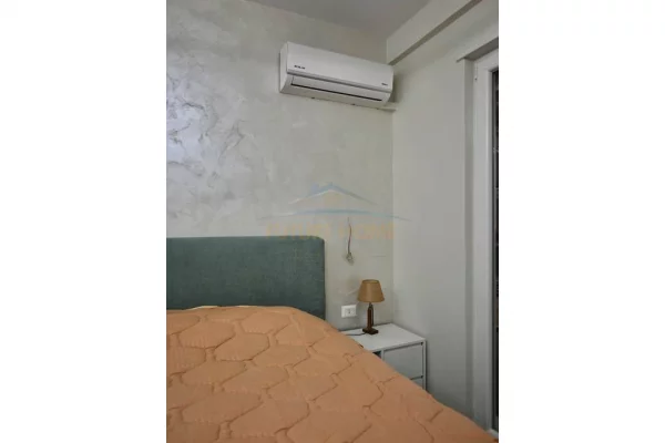 Appartamento in vendita a Tirana 2+1, Arredato