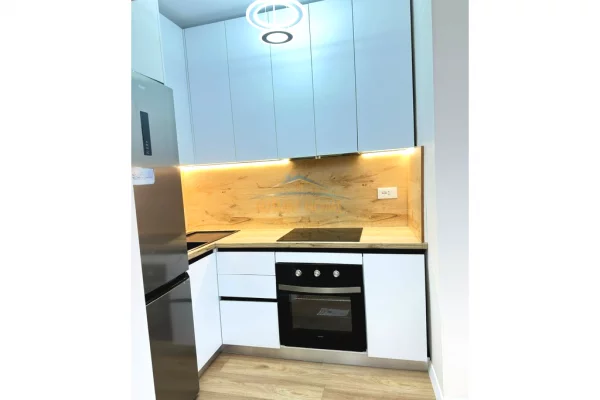 Appartamento in vendita a Tirana 2+1, Vuoto