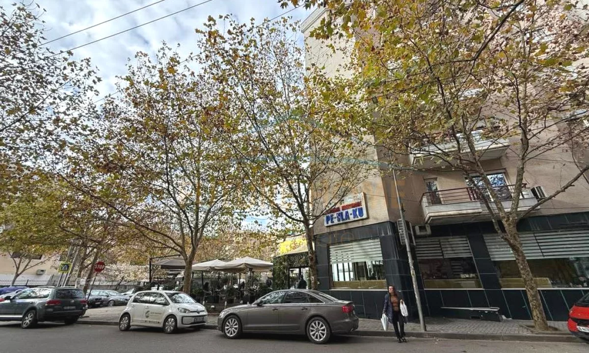 Appartamento in vendita a Tirana 1+1, Vuoto