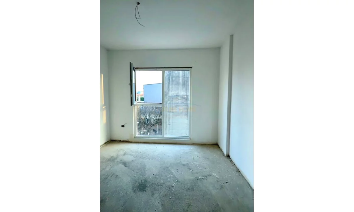 Appartamento in vendita a Tirana 1+1, Vuoto
