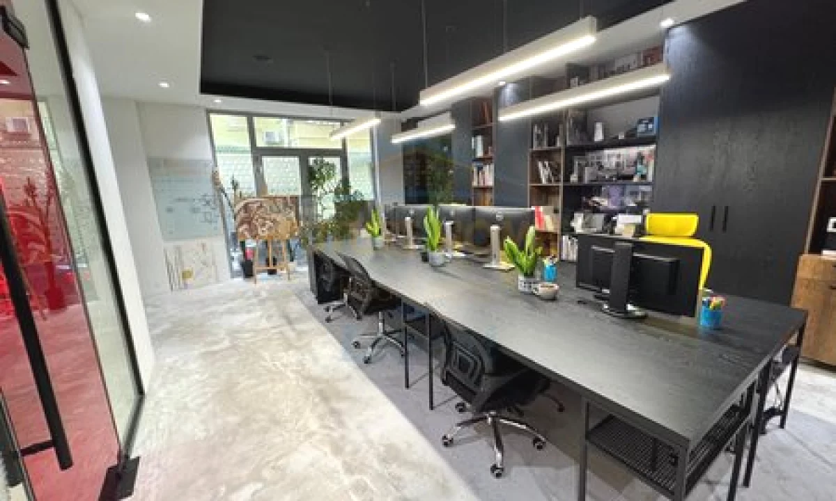 Shitet, Ambient Biznesi, Liqeni i Thate, Tirane.