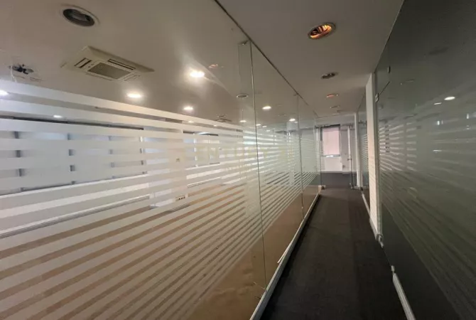 Business Property for Rent 3+1 in Tirana - 2,500 Euro