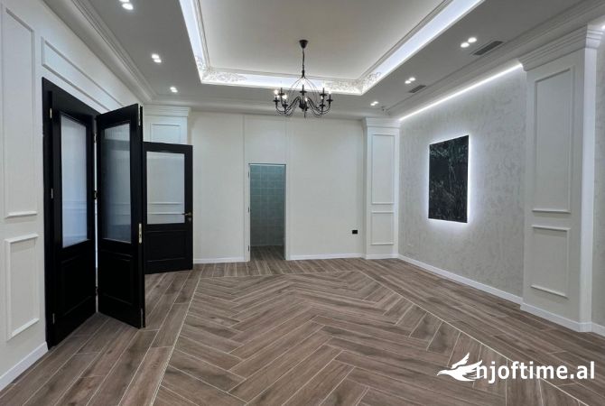 SHITET, AMBIENT BIZNESI, FRESKU, TIRANE, TT 1386