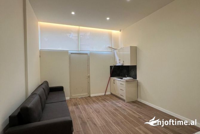 SHITET, AMBIENT BIZNESI, FRESKU, TIRANE, TT 1386