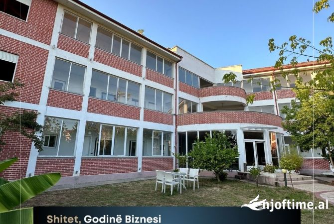 Business Property in Sale 5+1 in Tirana - 1,300,000 Euro