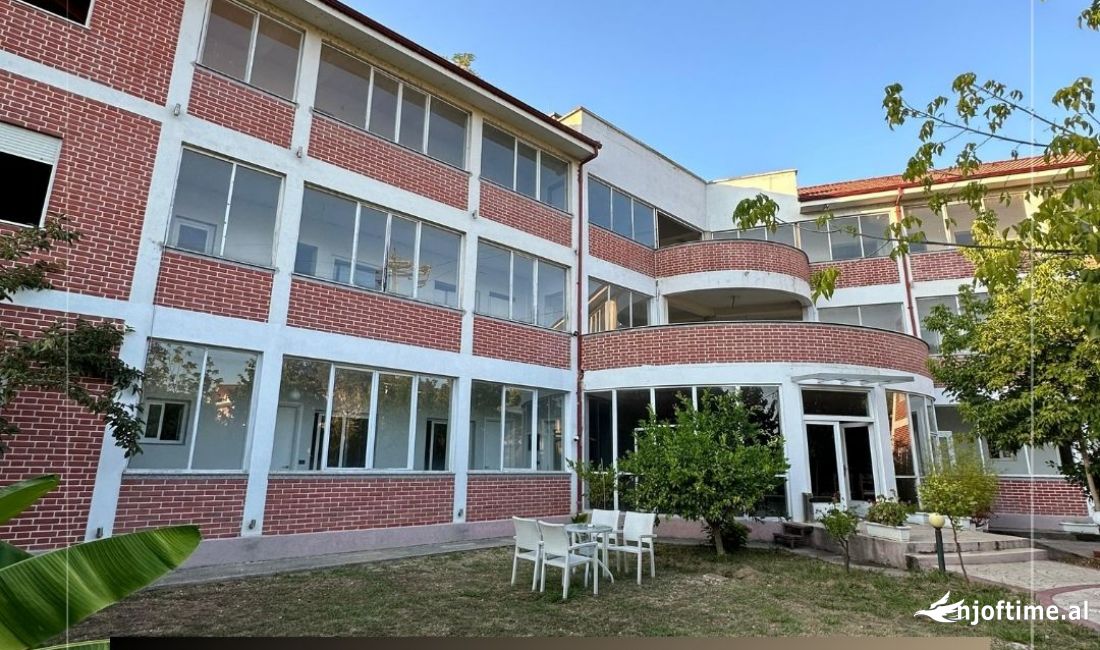 QERA, GODINE BIZNESI, FRESKU, TIRANE, TT 174