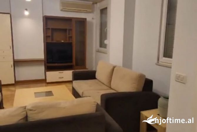 Business Property for Rent 3+1 in Tirana - 1,200 Euro