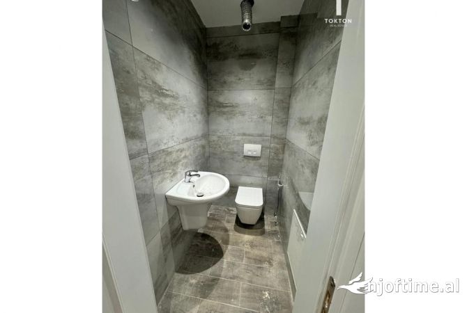 QERA, AMBIENT BIZNESI, ALI DEMI, TIRANE TT1923