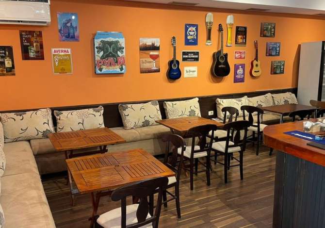 Job Offers in Tirana, Profession kamarier/e,ndihmes/e kuzhine , Beginner/Little experience, Payment 40,000  Leke.