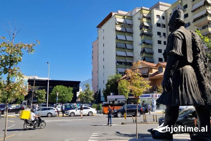 Business Property in Sale 1+1 in Tirana - 260,000 Euro