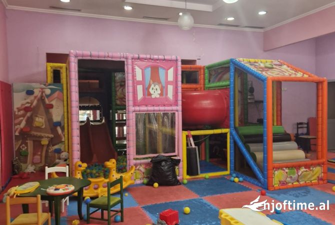 Business Property in Sale 2+1 in Tirana - 300,000 Euro