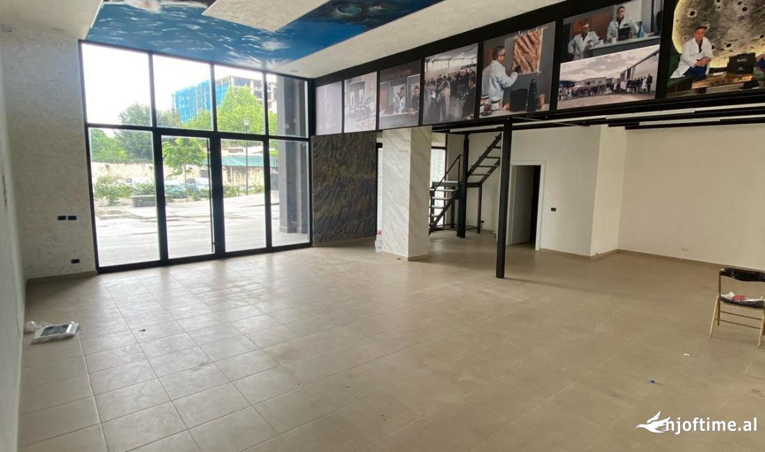 Dyqan ne shitje te 5 Maji