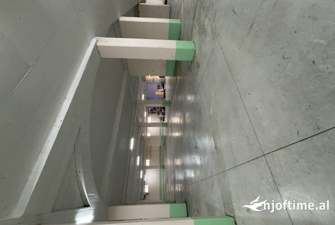 Business Property in Sale 4+1 in Tirana - 4,000 Euro