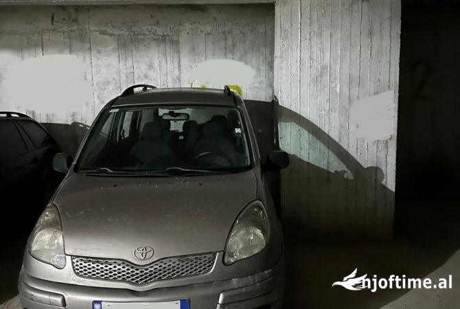 Business Property in Sale 4+1 in Tirana - 17,000 Euro