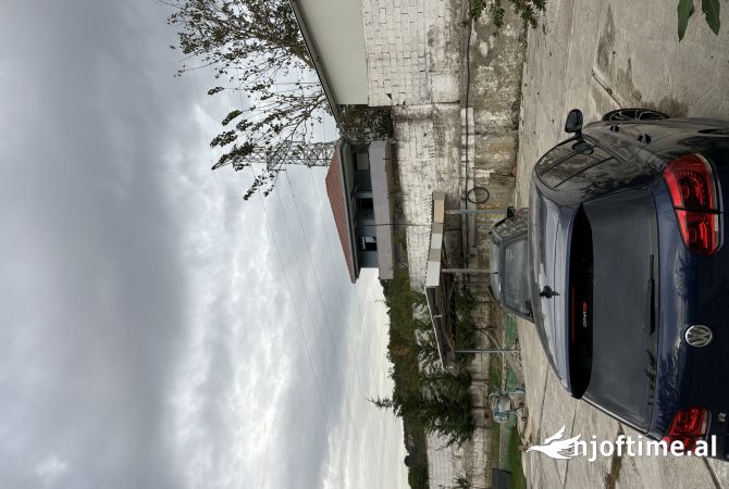 Shtepi private me qira ne Prsuh