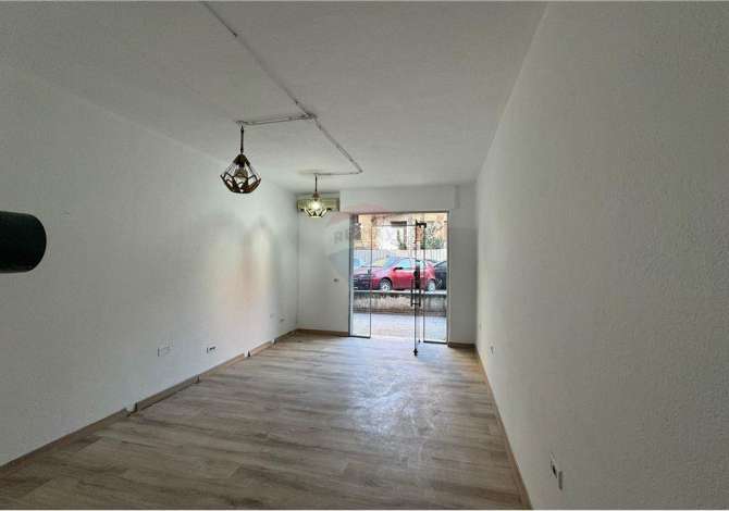 Business Property in Sale 1+1 in Tirana - 69,000 Euro