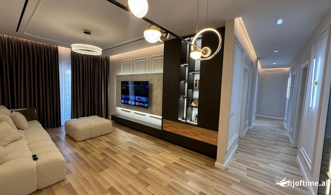 Shtepi ne shitje Apartament ne Tirane, 2+1, Mobilimi E mobiluar, Pagesa 229,000  Euro.