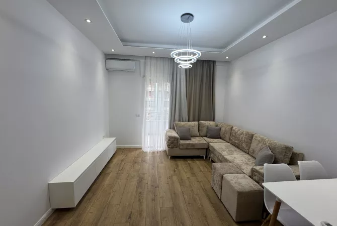 Shtepi ne shitje 1+1 ne Tirane - 144,900 Euro