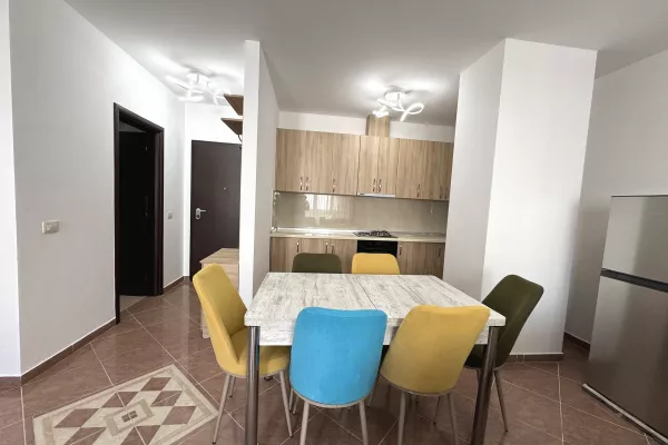 Shtepi ne shitje Apartament ne Tirane, 2+1, Mobilimi E mobiluar, Pagesa 189,000  Euro.