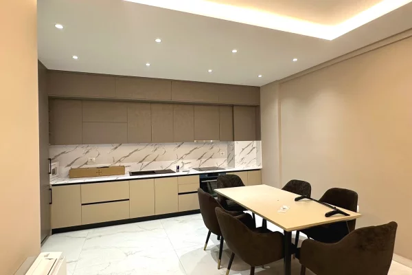 Shtepi ne shitje Apartament ne Tirane, 2+1, Mobilimi E mobiluar, Pagesa 139,900  Euro.