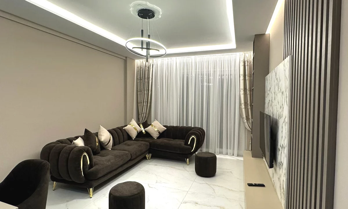 Shtepi ne shitje Apartament ne Tirane, 2+1, Mobilimi E mobiluar, Pagesa 139,900  Euro.