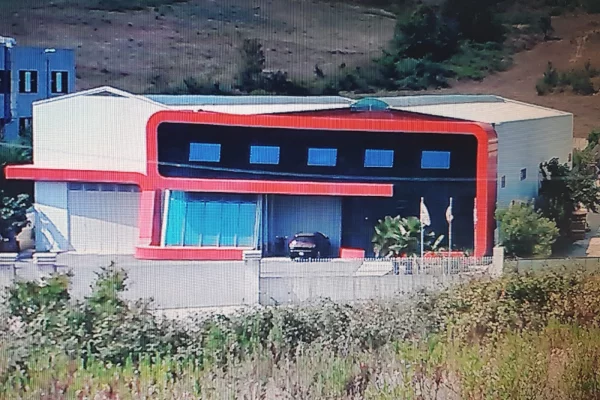 Ambient biznesi me qera 6+1 ne Tirane - 7,000 Euro