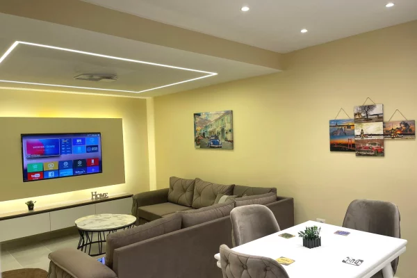 Shtepi me qera 1+1 ne Tirane - 60,000 Leke