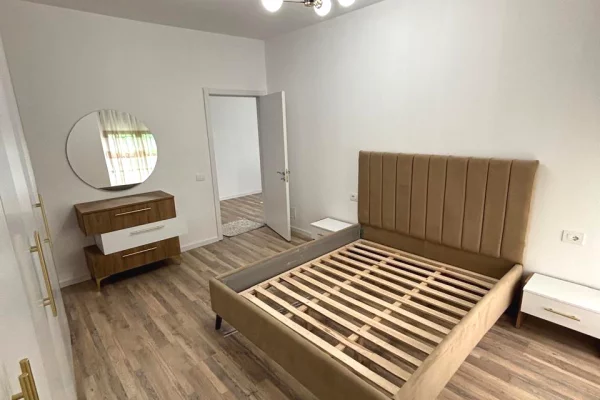 Shtepi me qera Apartament ne Tirane, 1+1, Mobilimi E mobiluar, Pagesa 55,000  Leke.