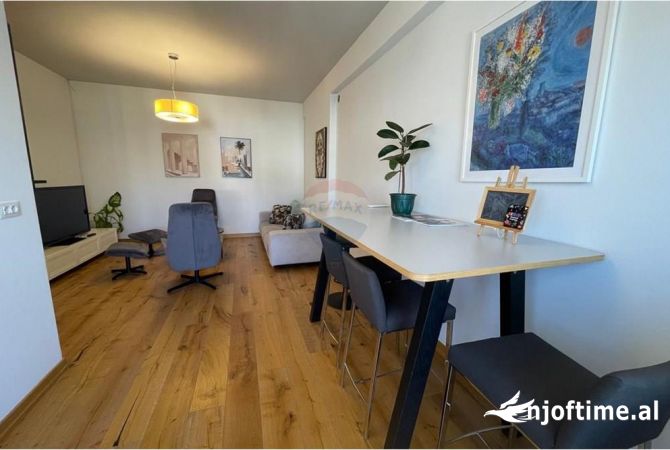 Zyre per qira, e mobiluar, Rruga e Kosovareve