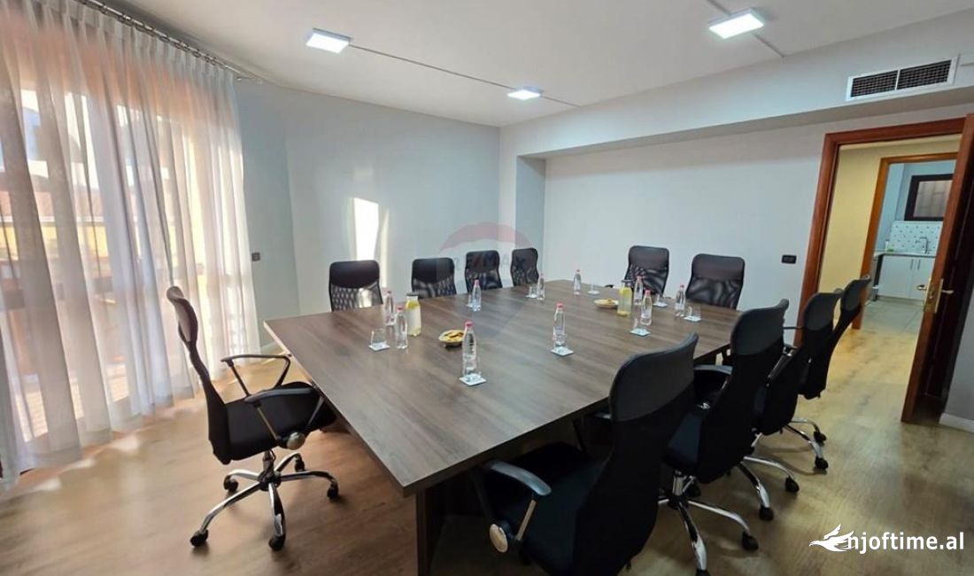 Zyre per qira ne Qender 