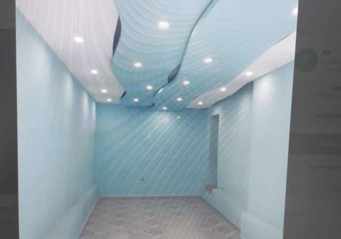 Shitet dyqan ne qender te Fierit 