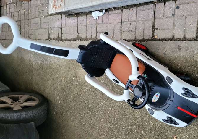 Veshje dhe Aksesor per Femije ne Tirane - 1,500 Leke