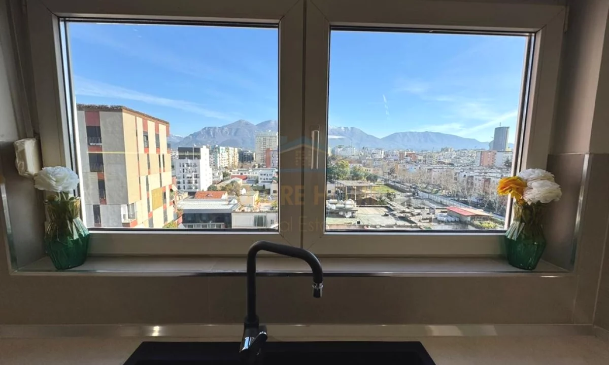 Shtepi ne shitje Apartament ne Tirane, 2+1, Mobilimi E mobiluar, Pagesa 299,000  Euro.