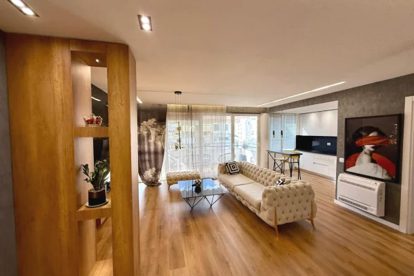 Shtepi me qera Apartament ne Tirane, 2+1, Mobilimi E mobiluar, Pagesa 1,000  Euro.