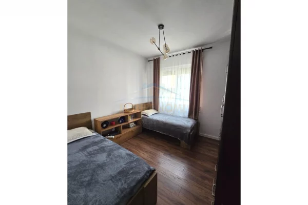 Shtepi me qera Apartament ne Tirane, 2+1, Mobilimi E mobiluar, Pagesa 1,100  Euro.