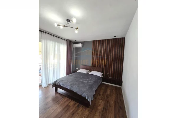 Shtepi me qera Apartament ne Tirane, 2+1, Mobilimi E mobiluar, Pagesa 1,100  Euro.