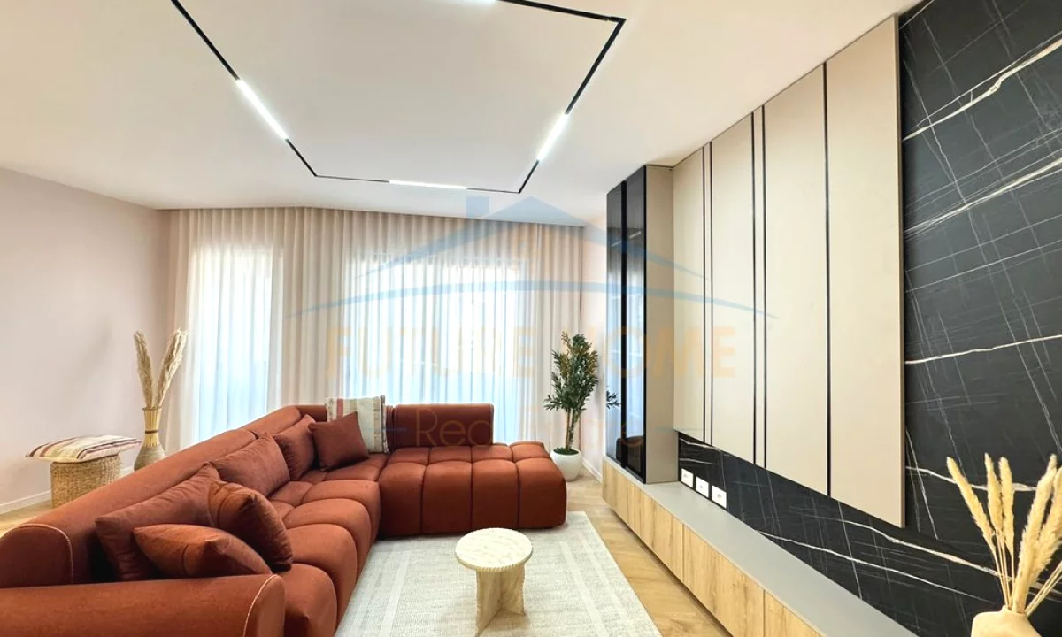 Shtepi ne shitje Apartament ne Tirane, 2+1, Mobilimi E mobiluar, Pagesa 182,000  Euro.