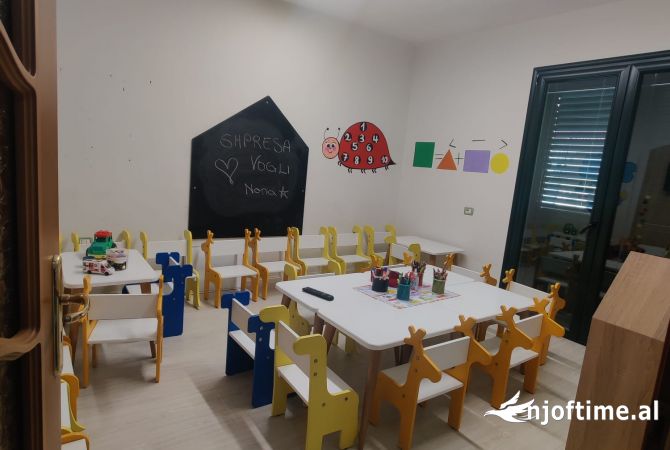 Business Property for Rent 3+1 in Tirana - 1,000 Euro