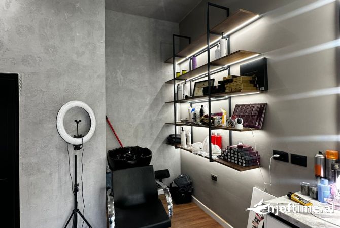 JEPET ME QERA  DYQAN 50M2 380 EURO IRFAN TOMINI