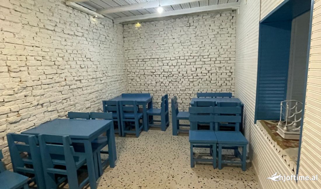 JEPET ME QERA  LOKAL 60M2 110000 VASIL SHANTO