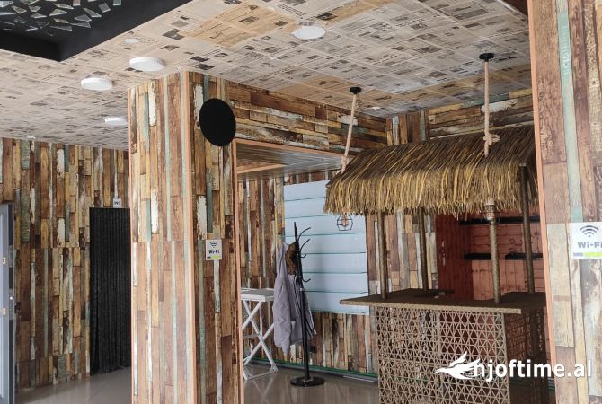 Ambiente Commerciale in Affitto 3+1 a Tirana - 1,600 Euro